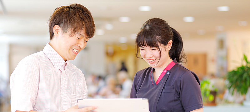 スタッフファースト